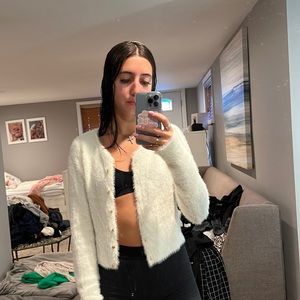 Fluffy cardigan with gold buttons